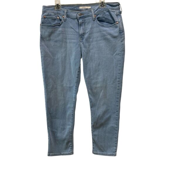 Women's Levi Boyfriend  Size 31 Light Denim Wash Cotton Stretch inseam 27‎ - Picture 1 of 8